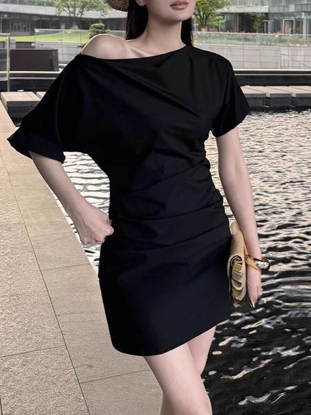 Vestido de verão francês para duas mulheres
