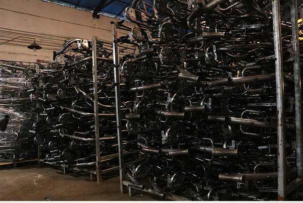 Pequena U.B.B. Venda quente de carga transfronteiriça da América do Sul longa duração fabricante de bicicletas elétricas carregar duas rodas novo modelo