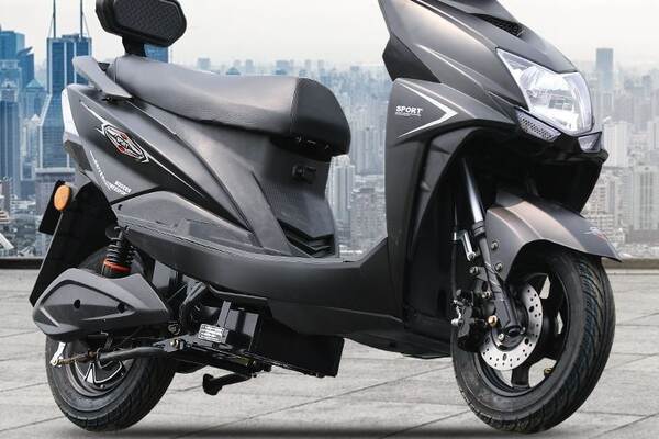 Novo automóvel elétrico de 60V para adultos casa dupla bicicleta elétrica de duas rodas novo automóvel elétrico de 72V