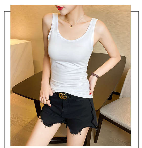Vestido de verão com camisa curta, sem calça, com camisa de verão, sem calça, com camisa de verão.