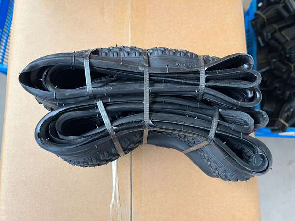 Pneus para bicicletas dobráveis 20/24/26/27.5/29×1.95/2.125/4.0 Pneus montanhosos resistentes ao desgaste