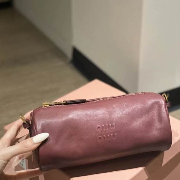 Bolsa de Ombro Feminina Simples