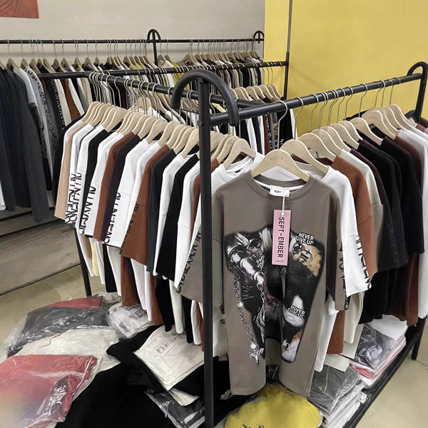 1688 T-shirt masculino de alta qualidade de atacado 400 gramas de impressão americana peso pesado de algodão puro mangas curtas com exportação de mercadorias suficiente