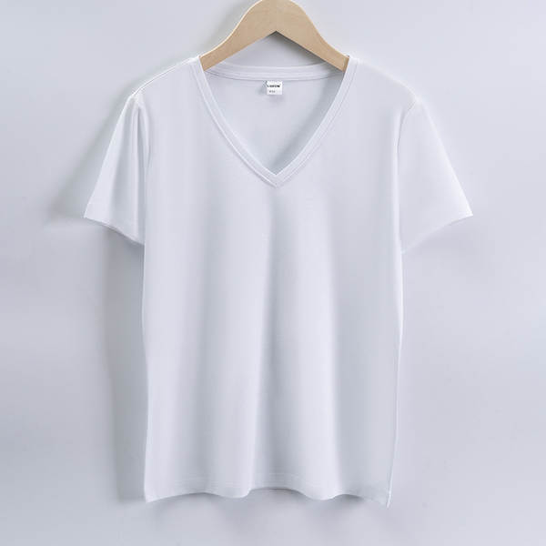 Camiseta feminina de algodão curta