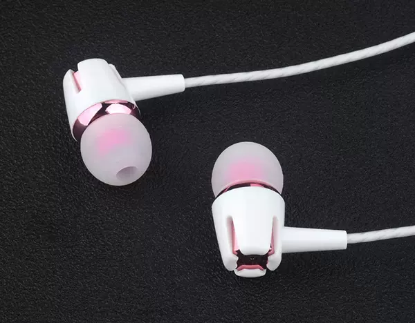 Fones de Ouvido com Fio Estéreo